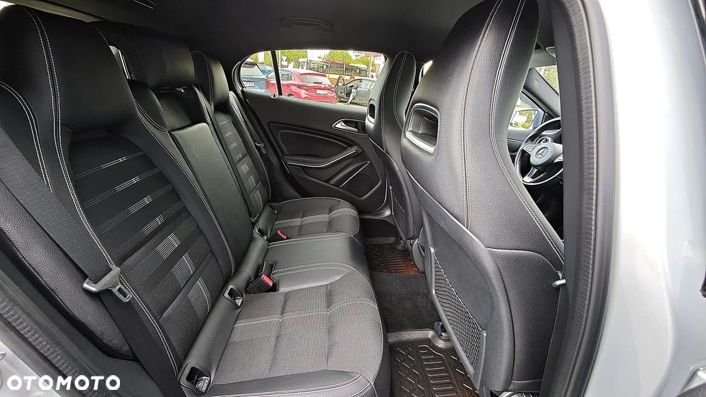 Mercedes-Benz GLA 220 d 4-Matic AMG Line - 20