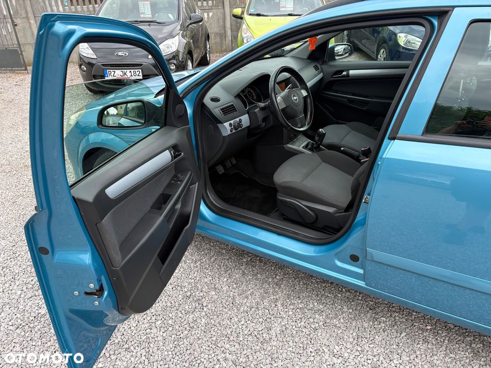 Opel Astra 1.8 Edition - 20
