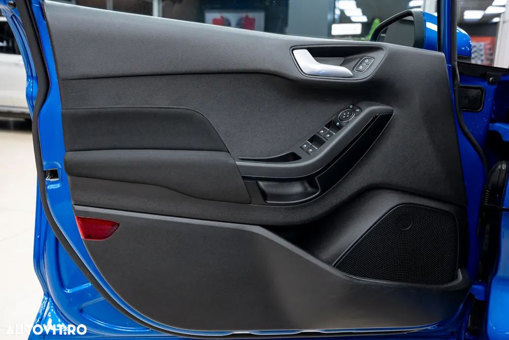 Ford Fiesta 1.1 Titanium - 24