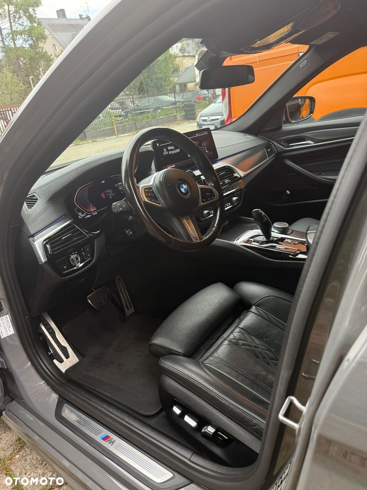 BMW Seria 5 520d xDrive M Sport sport - 5