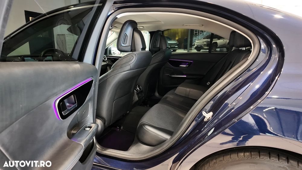 Mercedes-Benz C 200 4Matic 9G-TRONIC Avantgarde - 37