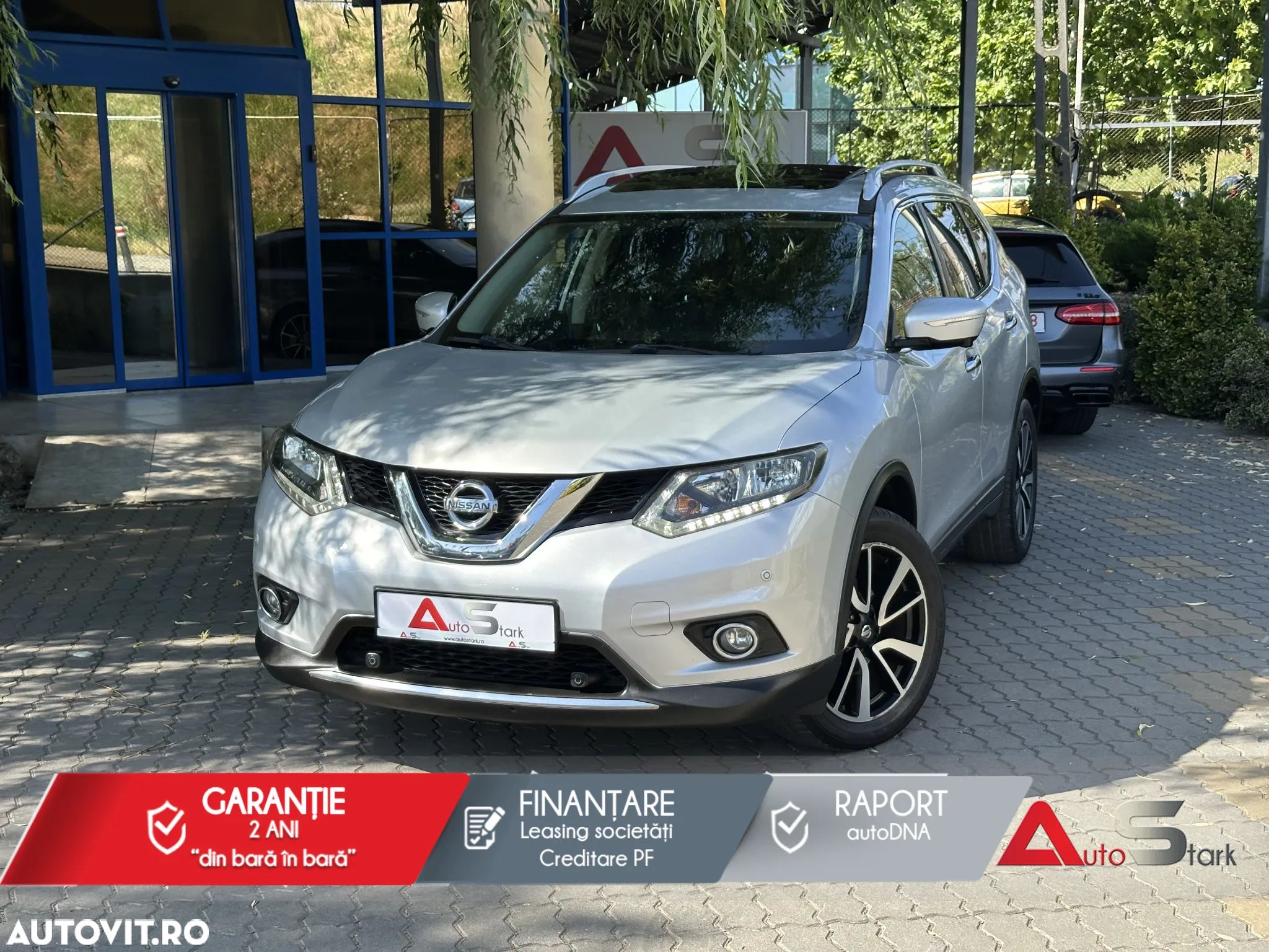 Nissan X-Trail 1.6 dCi Xtronic N-Connecta - 1