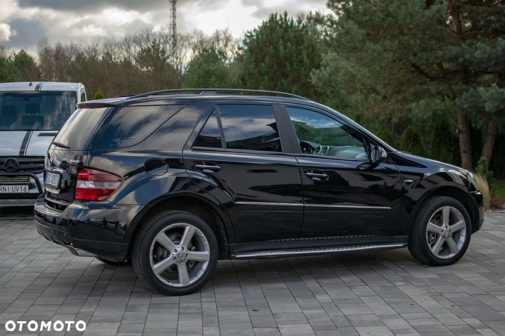 Mercedes-Benz ML 320 CDI 4Matic 7G-TRONIC DPF Edition 10 - 27