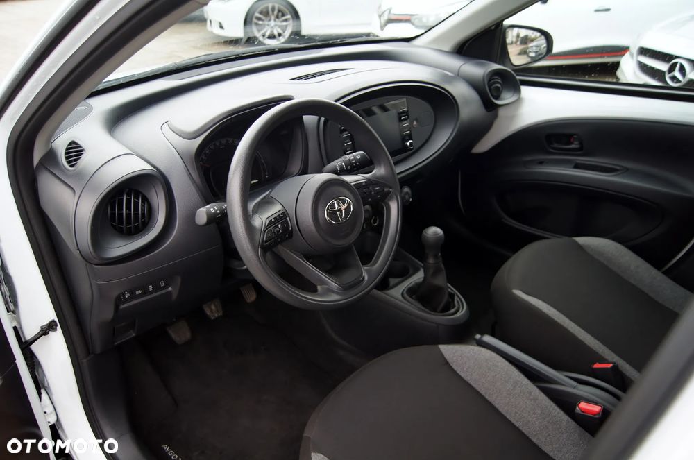 Toyota Aygo X Business Edition - 7