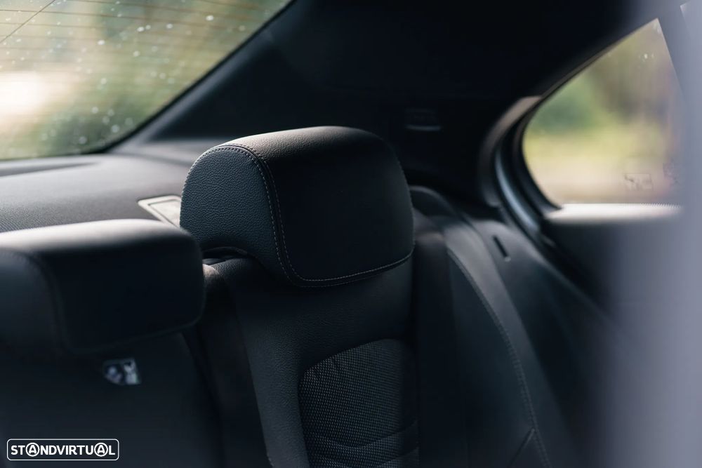 Mercedes-Benz A 180 Limousine d Business Solutions Frota Aut. - 12