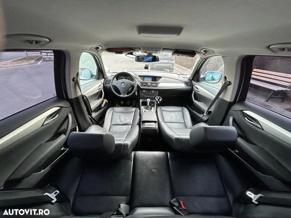 BMW X1 xDrive18d - 11