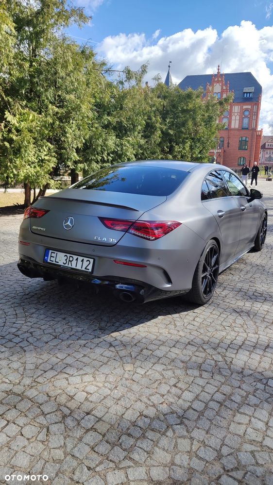 Mercedes-Benz CLA - 4