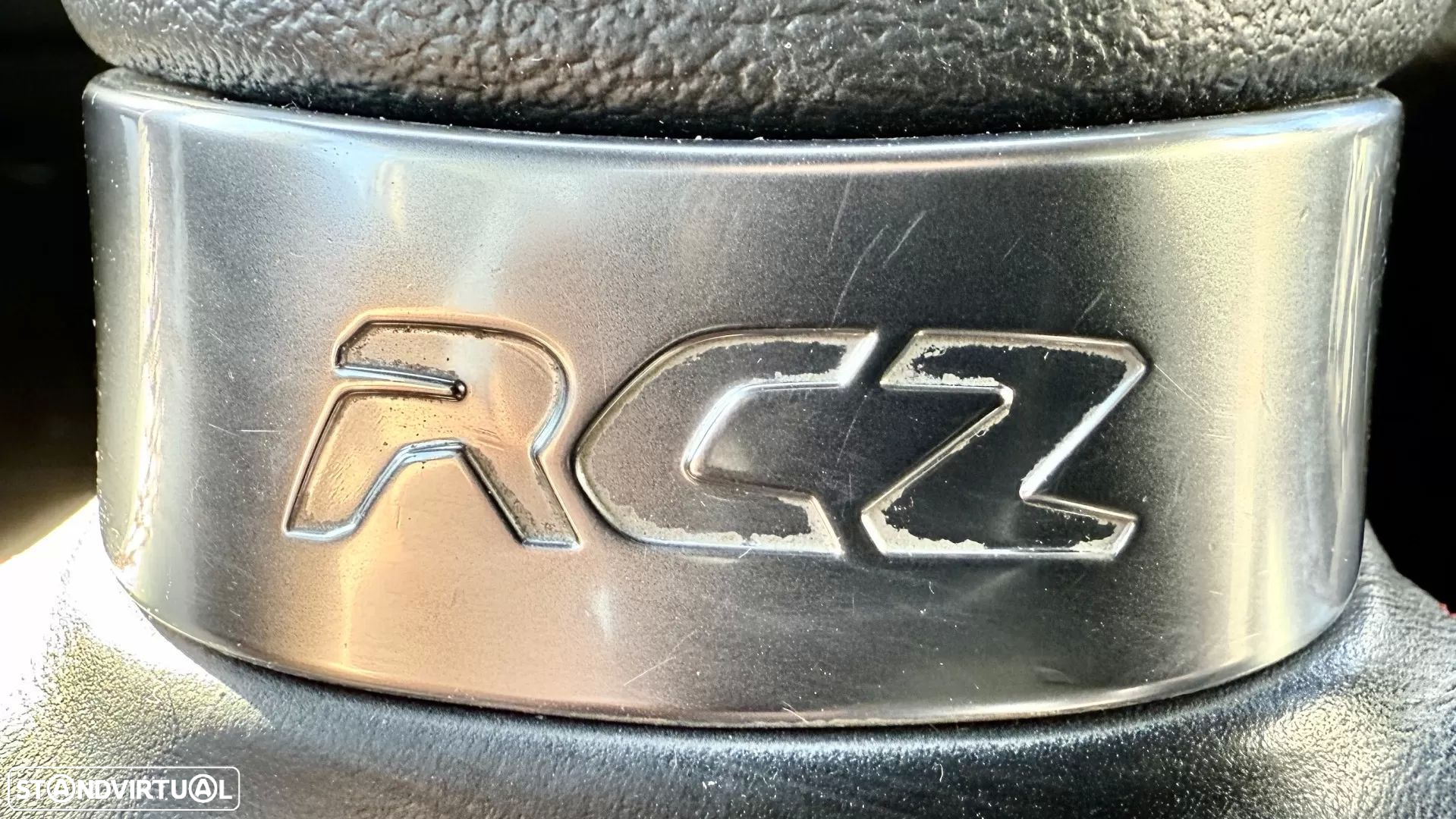 Peugeot RCZ 1.6 200 THP GT-Line - 47