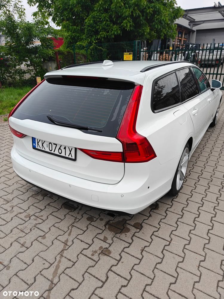 Volvo V90 D3 Momentum - 5