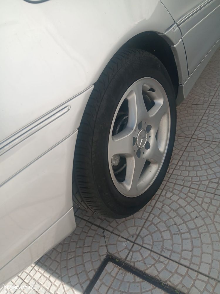 Mercedes-Benz C 220 CDi Avantgarde - 13