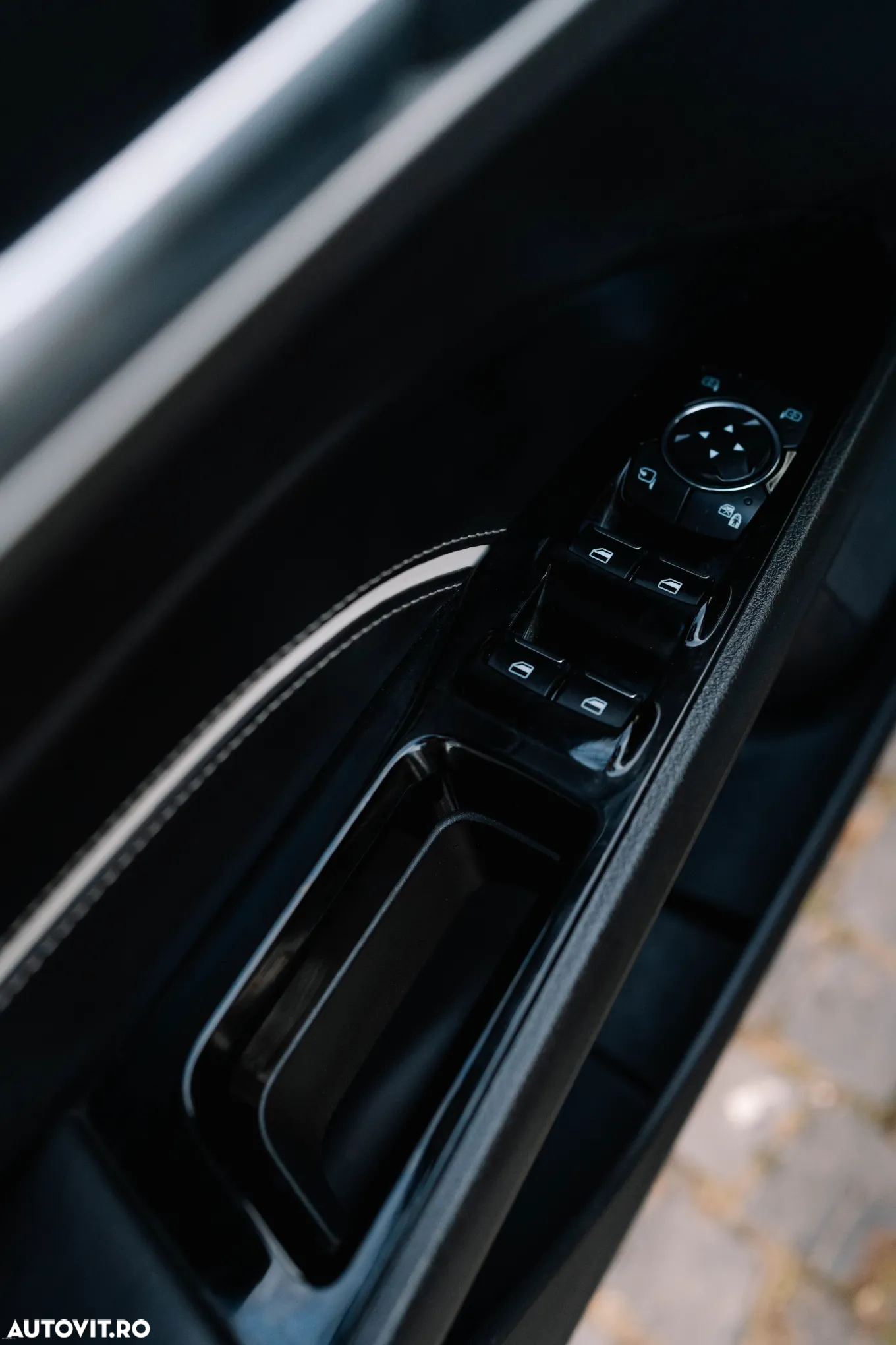 Ford Mondeo - 29