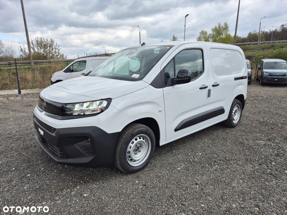 Opel Combo Cargo Furgon M 1. Benzyna 110KM !! OD RĘKI !! - 2