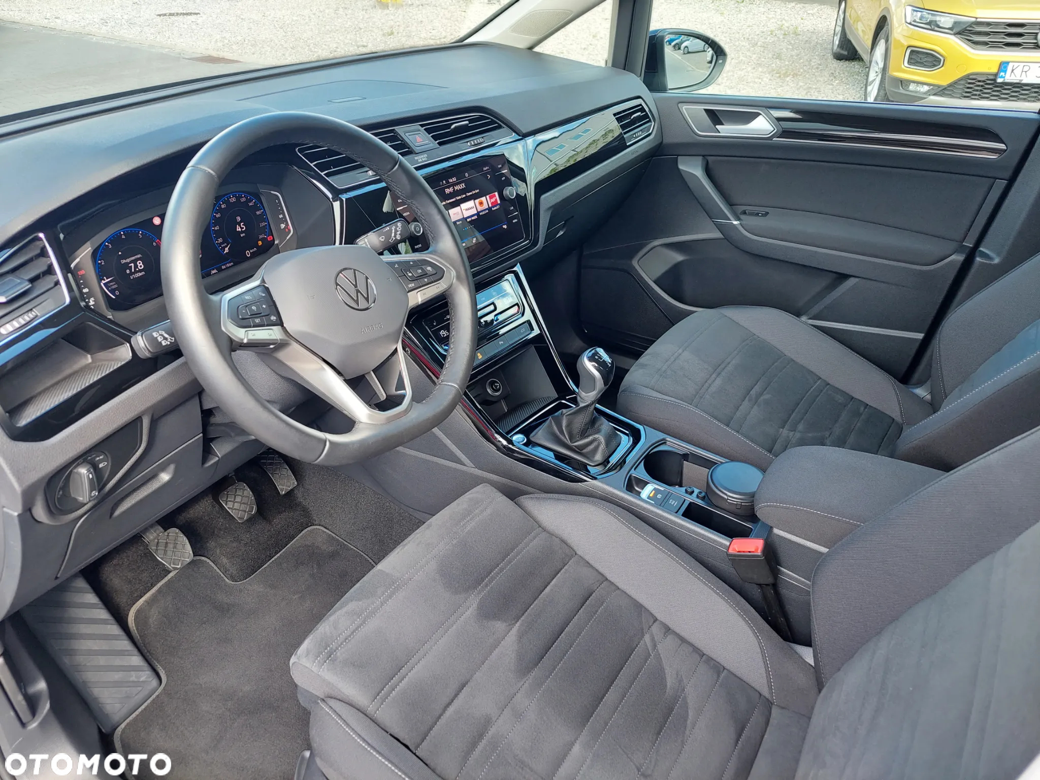 Volkswagen Touran 1.5 TSI EVO Highline - 10