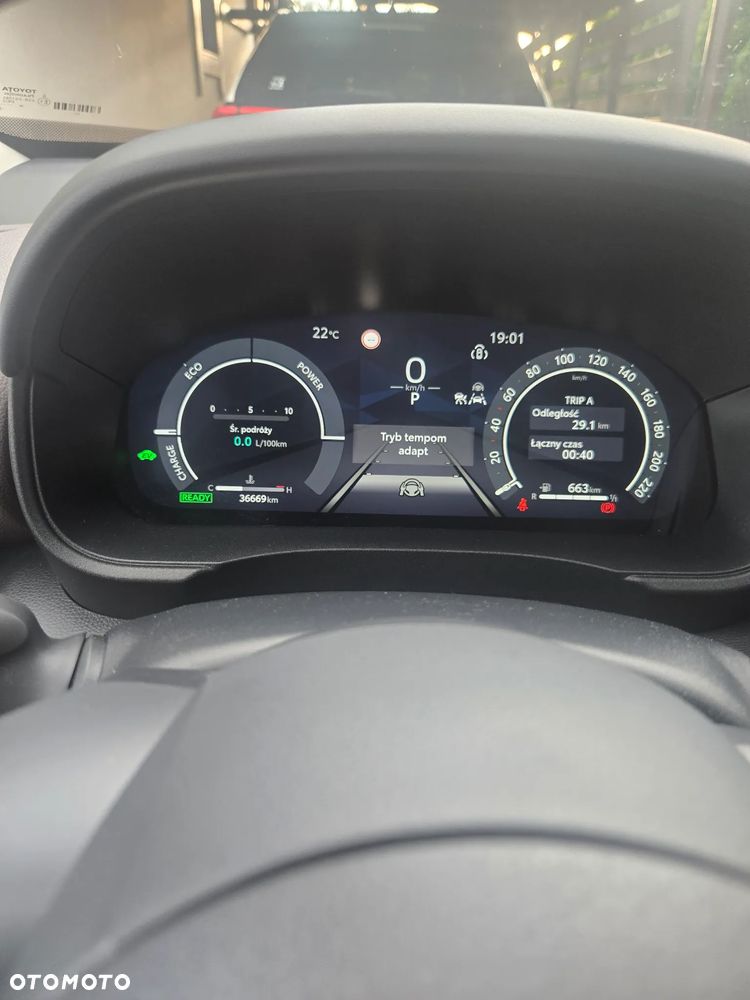Toyota Yaris Cross Hybrid 1.5 Executive - 30