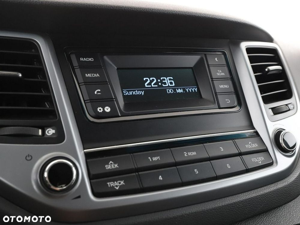 Hyundai Tucson 1.7 CRDI BlueDrive Comfort 2WD - 24