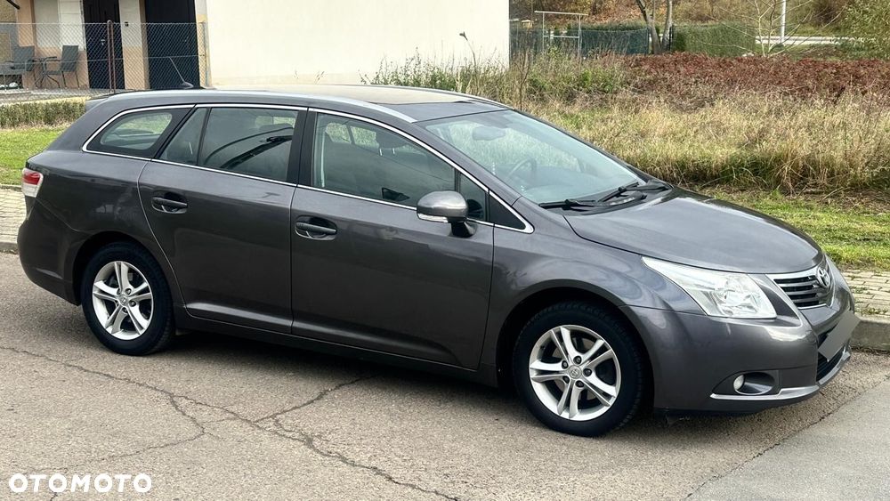 Toyota Avensis 2.0 D-4D 2010 - 2