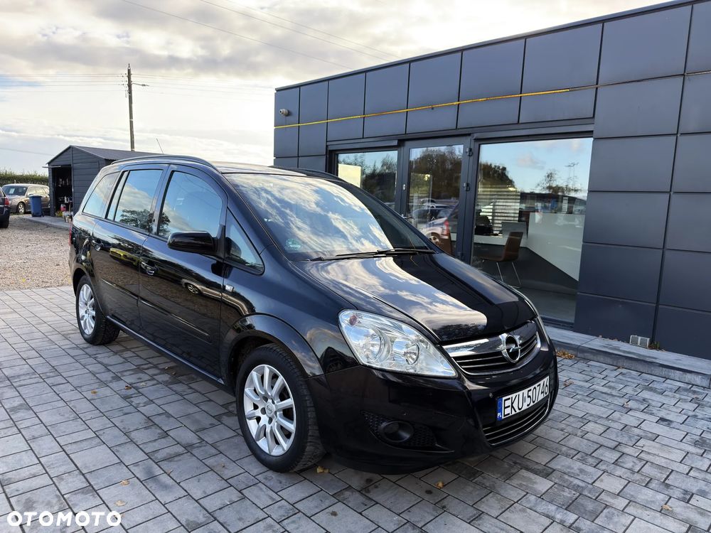 Opel Zafira 1.8 Cosmo - 17