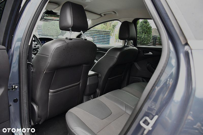 Ford Focus 1.6 EcoBoost Start-Stopp-System Titanium - 22