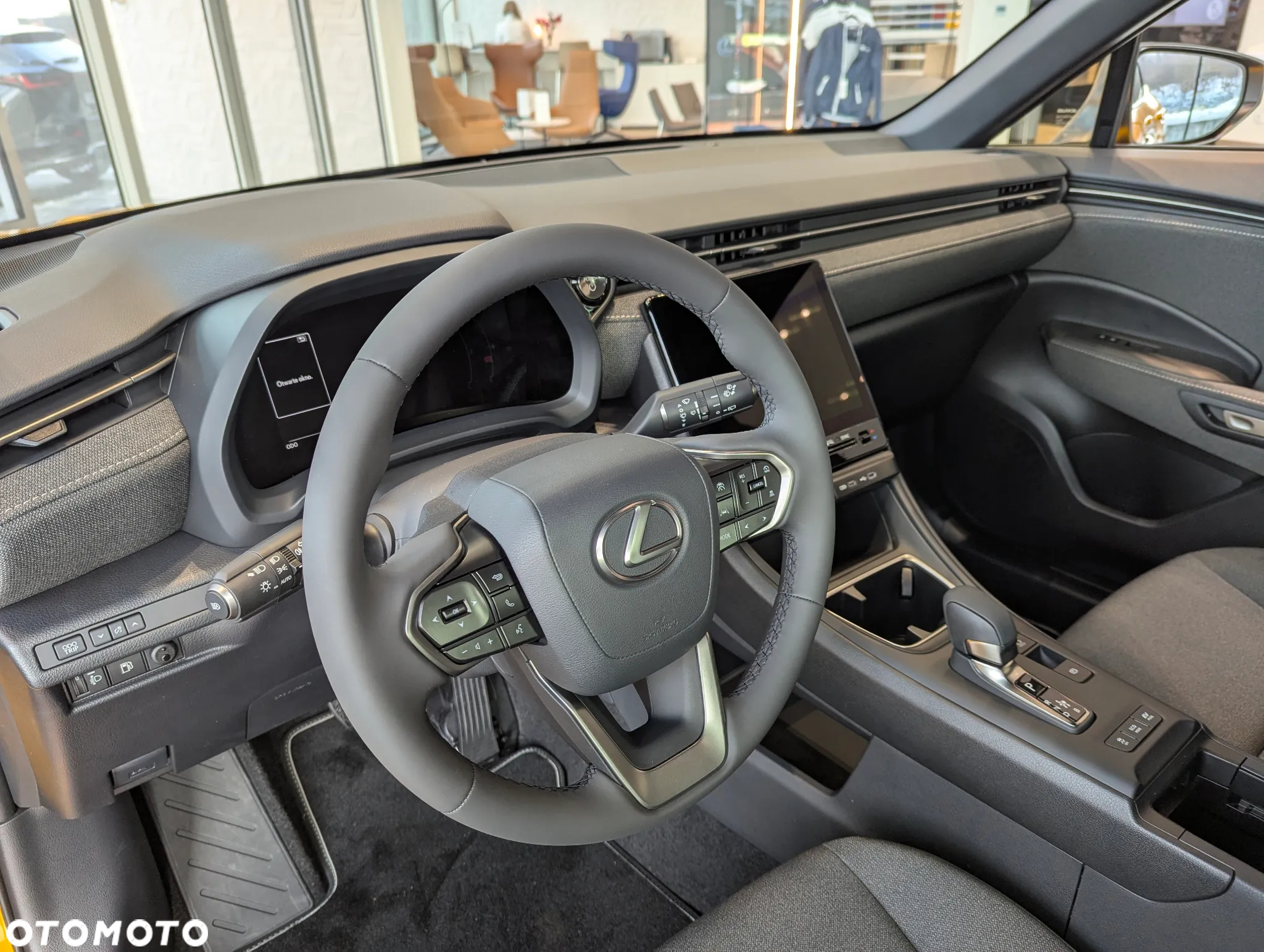 Lexus LBX 1.5 Hybrid - 6