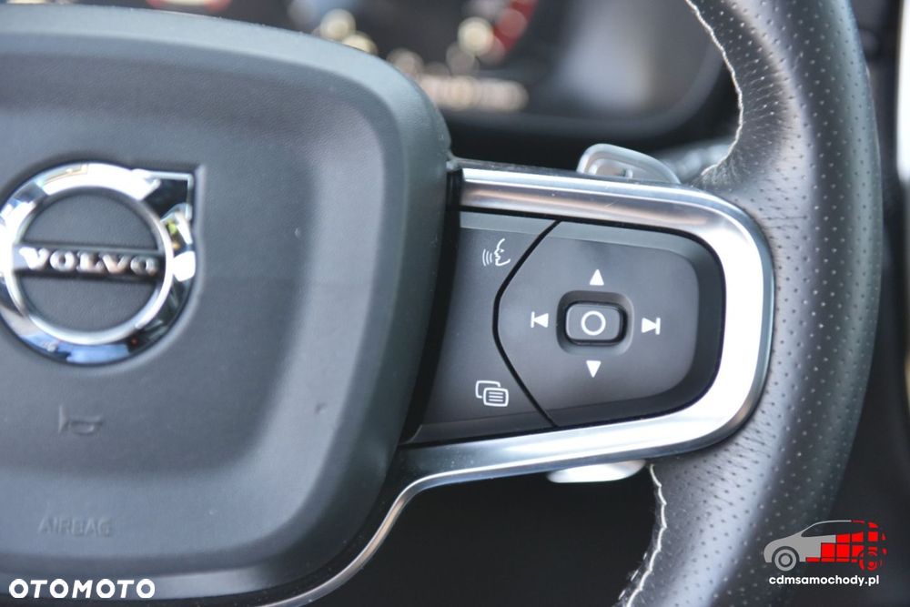 Volvo XC 40 - 33