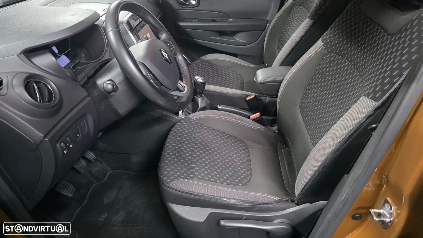 Renault Captur 0.9 TCE Exclusive XMOD - 6