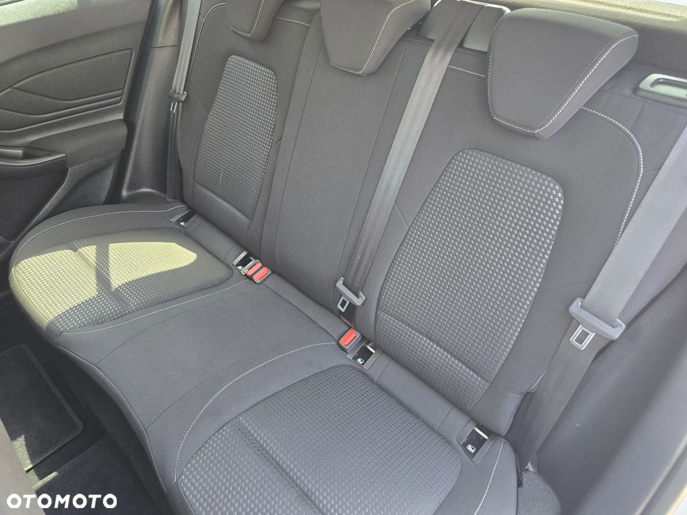 Ford Focus - 13