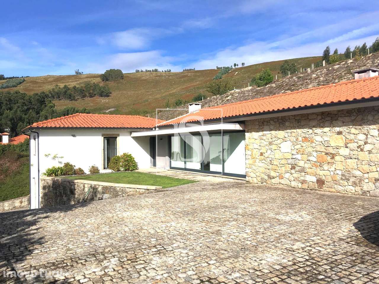 Moradia Isolada T3+1, em Serdedelo, Ponte de Lima - Grande imagem: 2/28