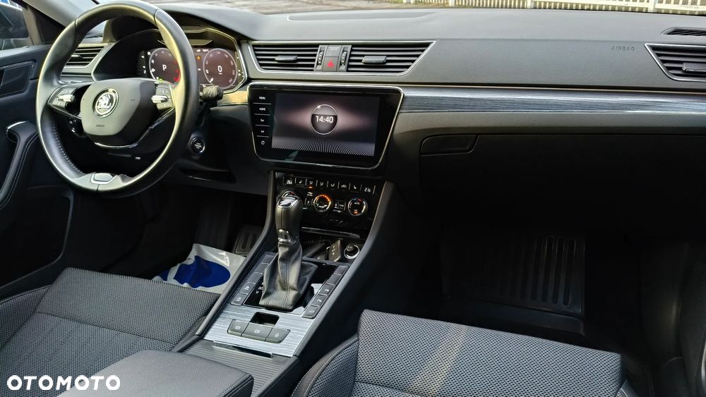 Skoda Superb 2.0 TDI Style DSG - 36