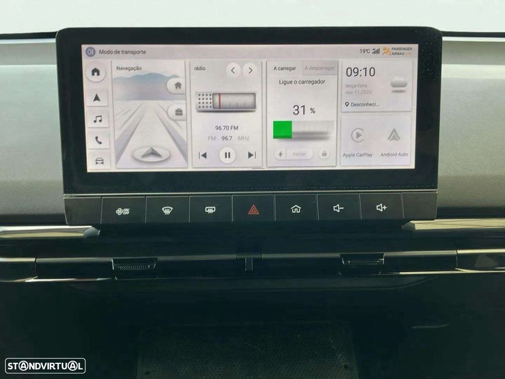 MG MG4 64 kWh Luxury - 12