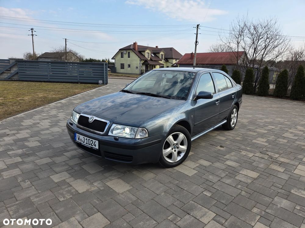 Skoda Octavia 1.8 T Elegance - 7