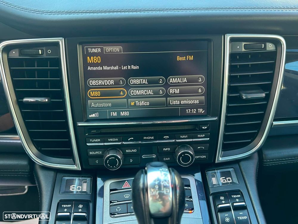 Porsche Panamera Platinum Edition - 36
