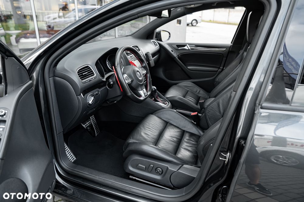 Volkswagen Golf 2.0 GTI DSG - 18