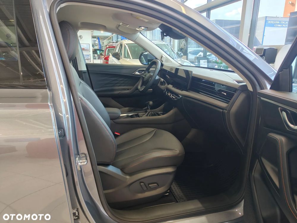 MG HS 1.5 T-GDI Exclusive - 13