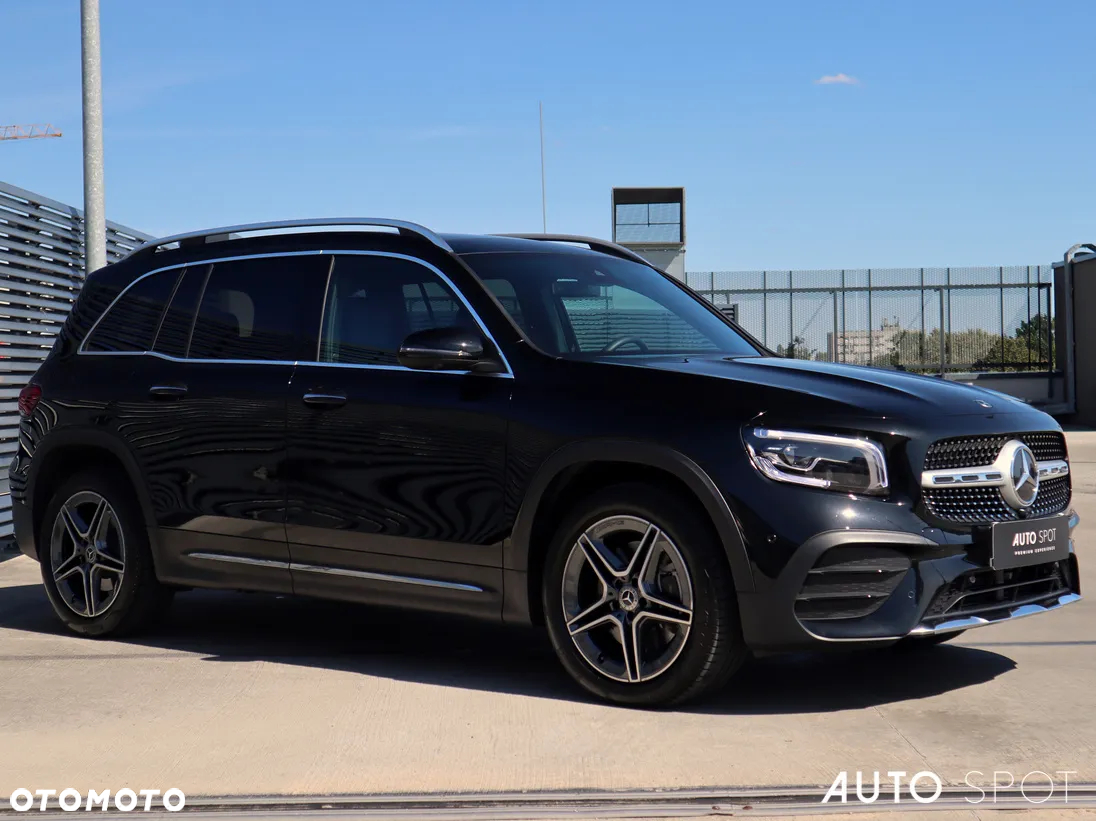 Mercedes-Benz GLB 250 4-Matic AMG Line 8G-DCT - 8