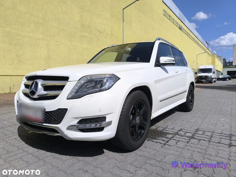 Mercedes-Benz GLK 350 4-Matic - 9