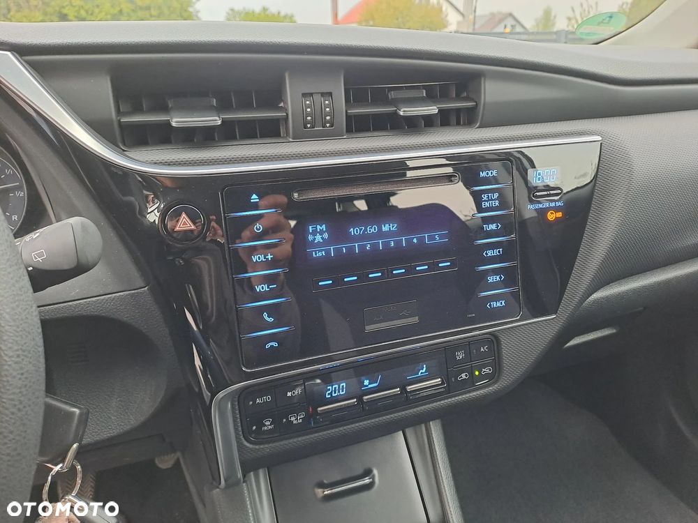 Toyota Auris - 19