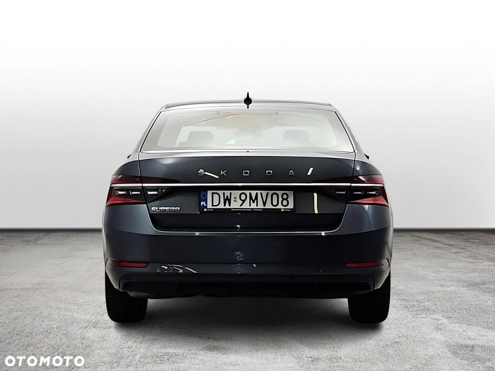 Skoda Superb 1.5 TSI Ambition - 4