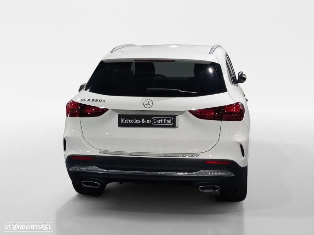 Mercedes-Benz GLA 250 e - 4