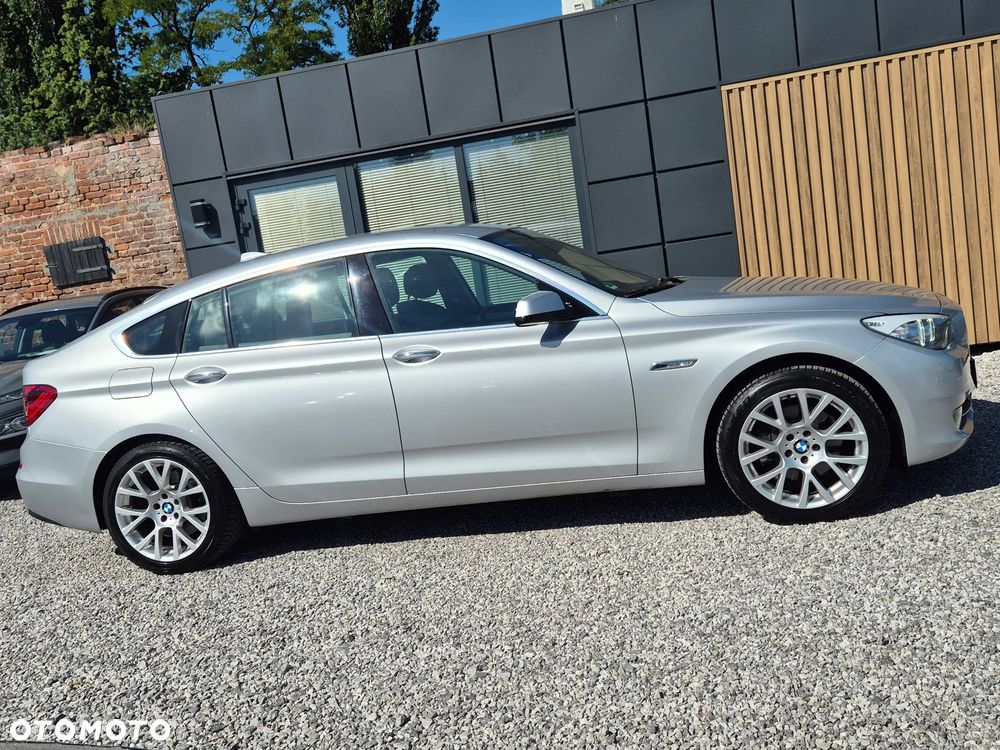 BMW 5GT - 14