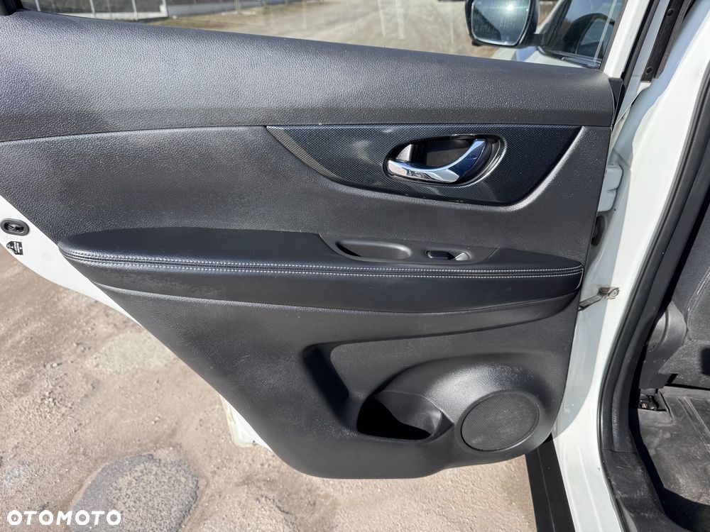 Nissan X-Trail 1.6 DCi N-Connecta 2WD Xtronic 7os - 12