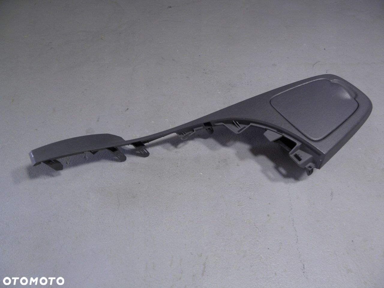 TOYOTA PRIUS // RAMKA PANEL ŚRODKOWY 55625-47050 - 3