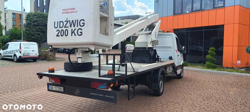 Mercedes-Benz SPRINTER - 10