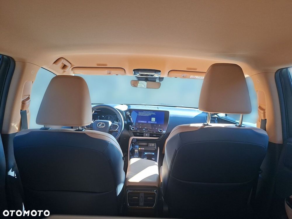 Lexus NX 450h+ Prestige AWD - 26