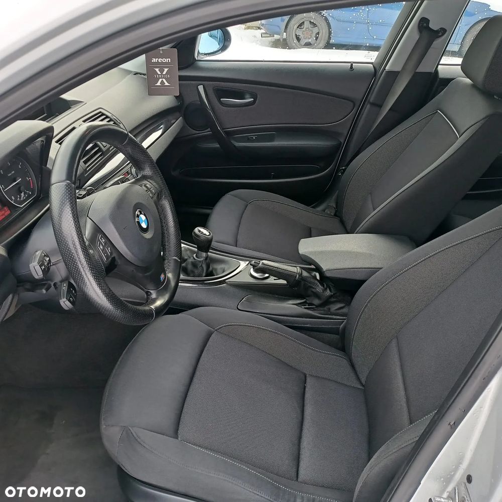 BMW Seria 1 123d DPF Edition Lifestyle - 13