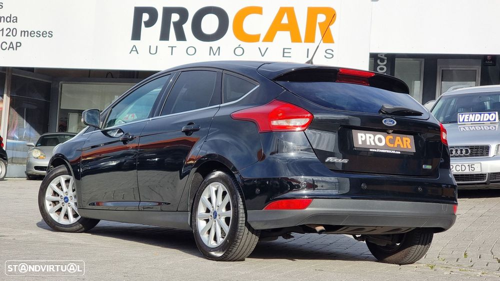 Ford Focus 1.0 EcoBoost Titanium - 35
