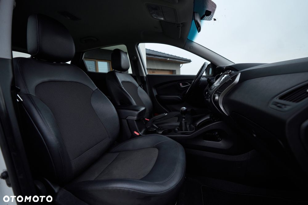 Hyundai ix35 1.6 2WD Fifa World Cup Edition - 25