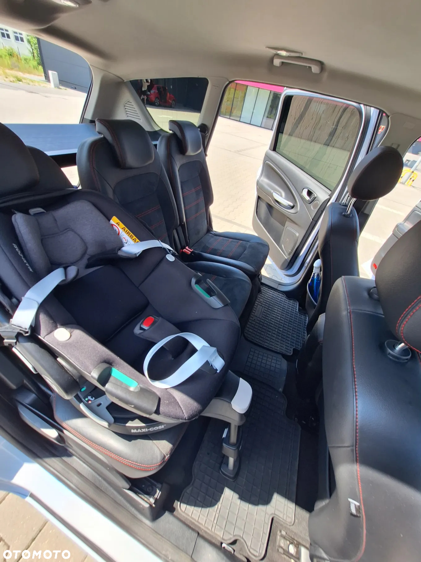 Ford S-Max - 20
