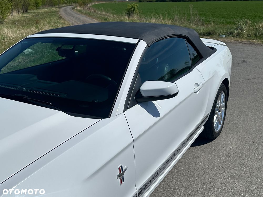 Ford Mustang 3.7 V6 Premium - 3
