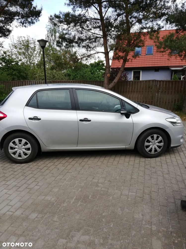 Toyota Auris 1.4 D-4D Luna EU5 - 3