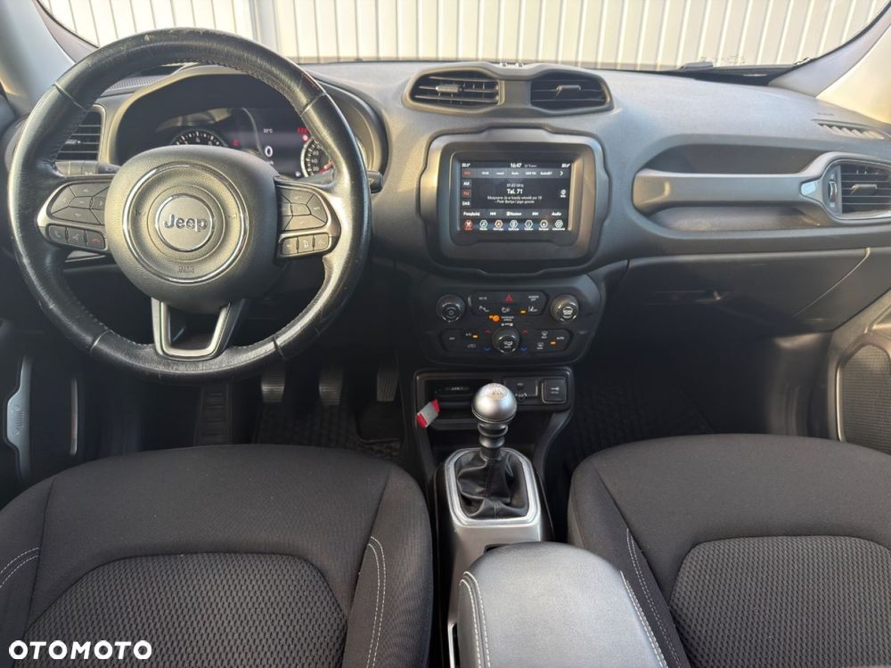Jeep Renegade - 40